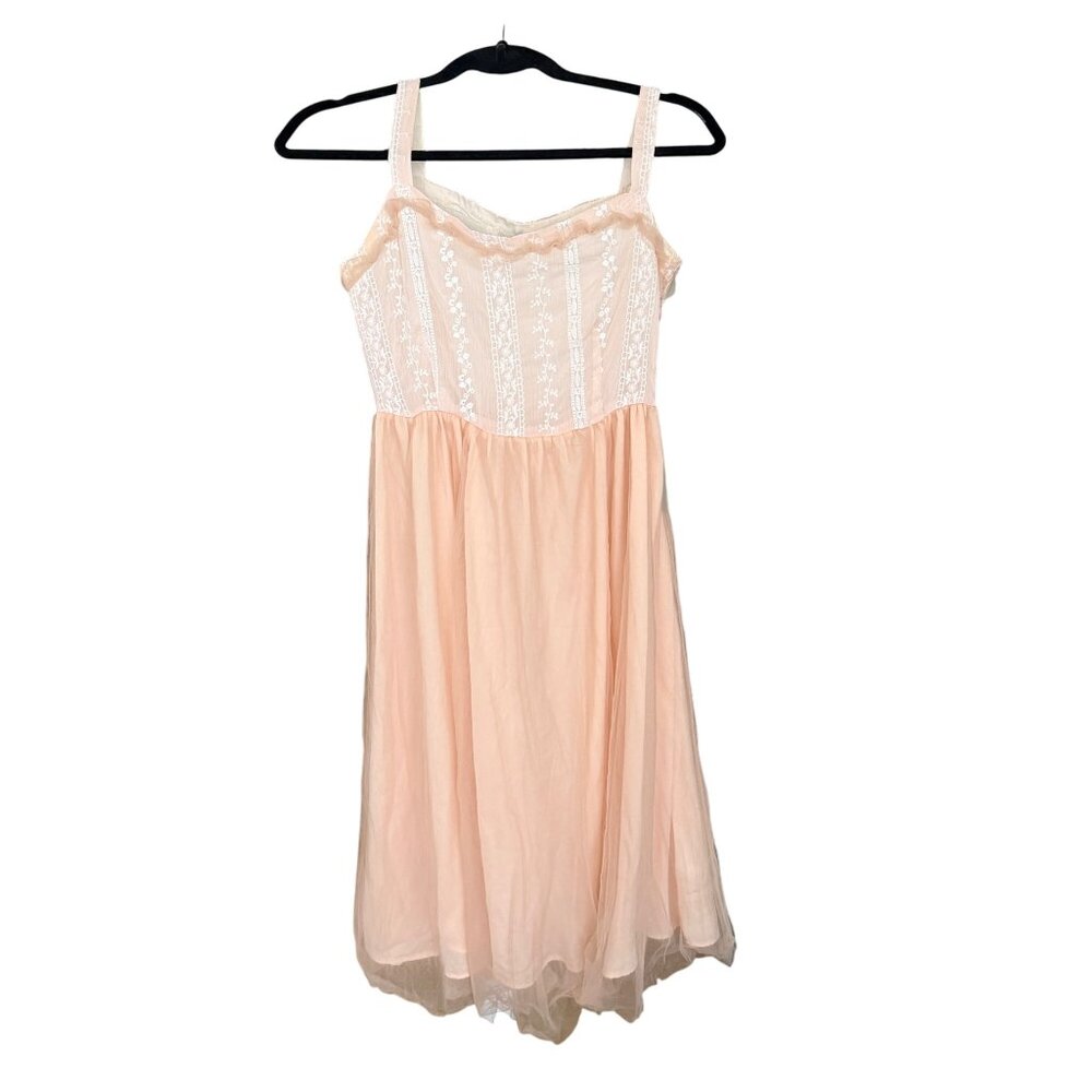 Vintage Peach Lace Sleeveless Midi Dress With Ruffled Trim & Zipper Closure